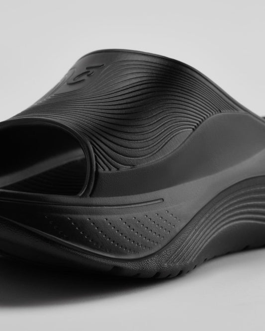 Clove Women's SuperCush Recovery Slide - Black - view 2