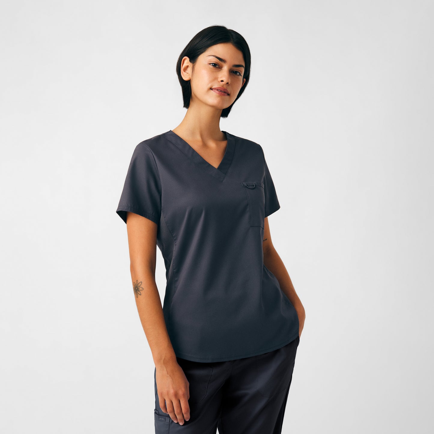 WOMEN'S - Landau ProFlex Women's 2-Pocket V-Neck Top