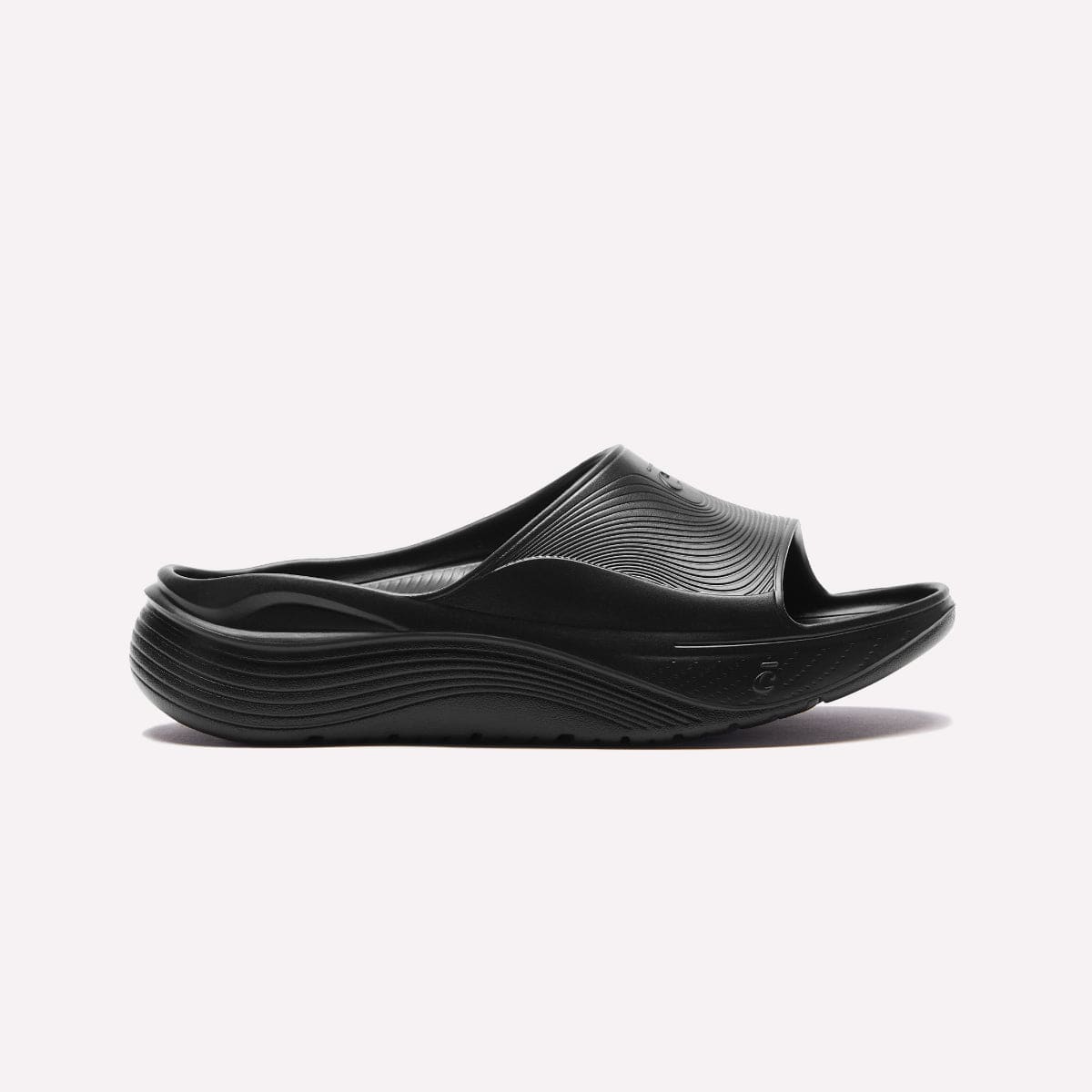Clove Women's SuperCush Recovery Slide - Black - view 1