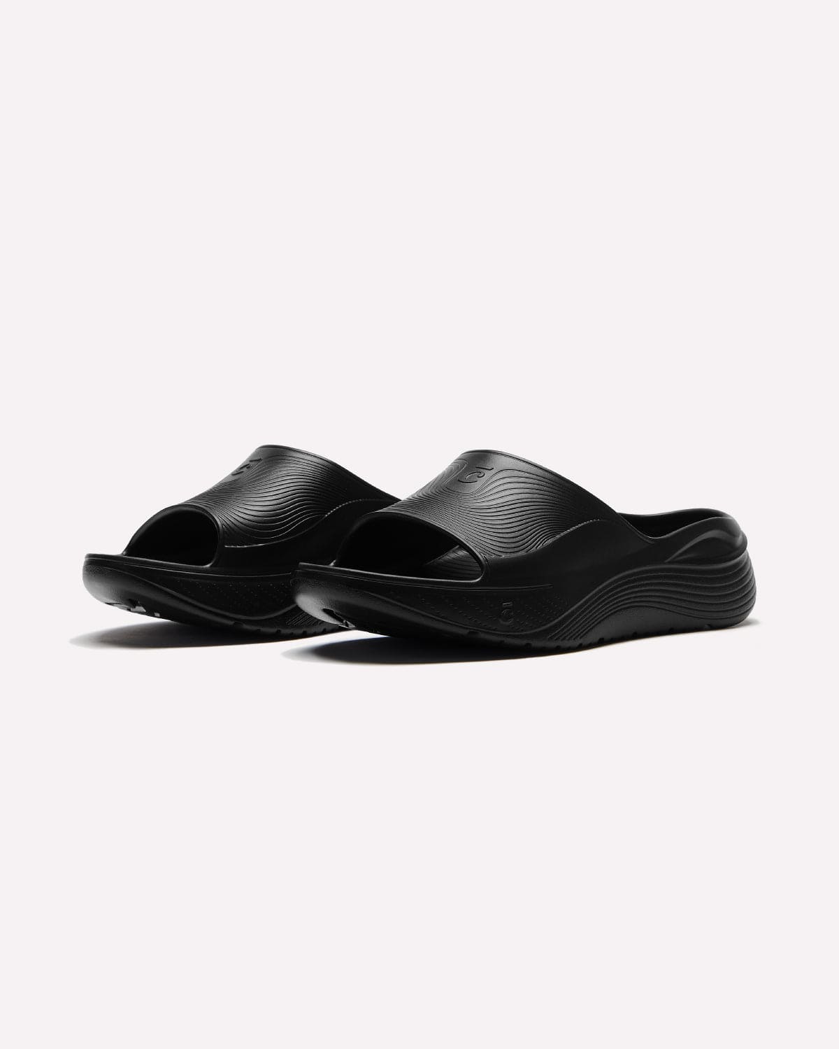 Clove Women's SuperCush Recovery Slide - Black - view 3